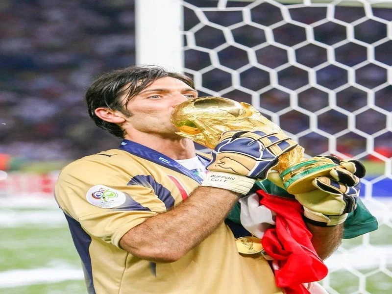 布冯：意大利队的水平远超附加赛级别，很难想象进不去世界杯